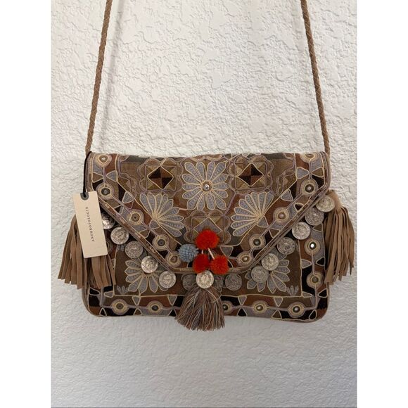 Anthropologie Khanna Embroidered Clutch / Crossbody Bag in Neutral - Picture 4 of 12